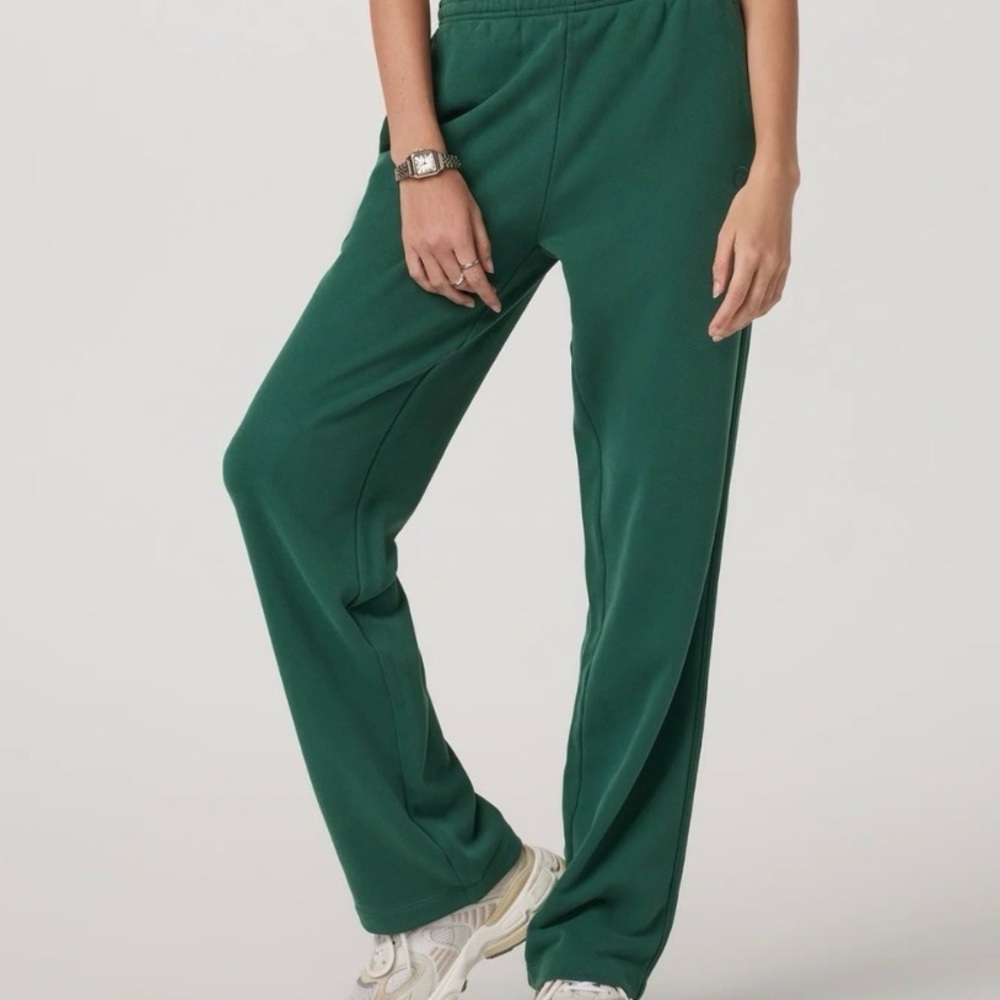 Vuori Sedona Straight Leg Sweatpant size S in Viridian - Picture 3 of 5
